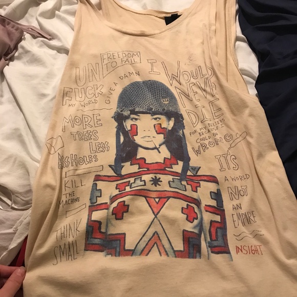 Controversial graphic tee that will have eyes on U - Picture 1 of 3